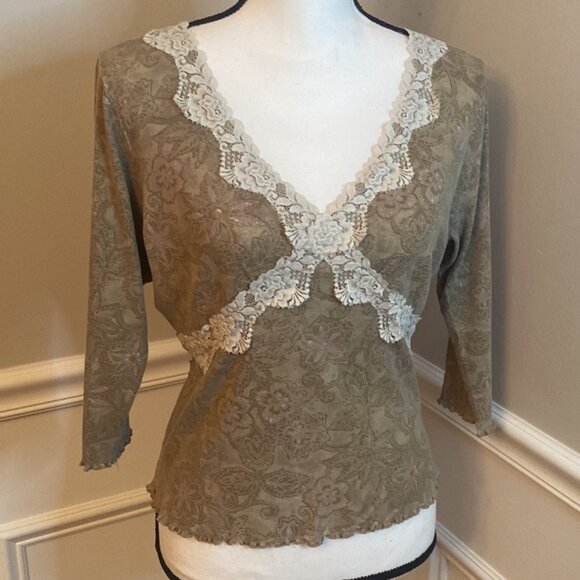Brown Lace tee size large Low V - Picture 1 of 6